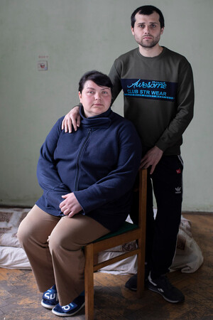 Svitlana * (34), Ruslan ** (29) from Mariupol